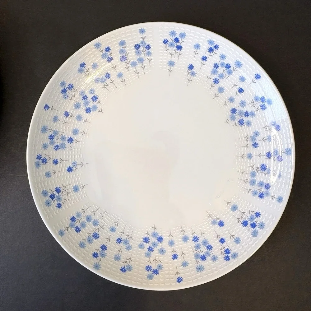 8 Sheffield Rhapsody #503 Blue Floral 6.25